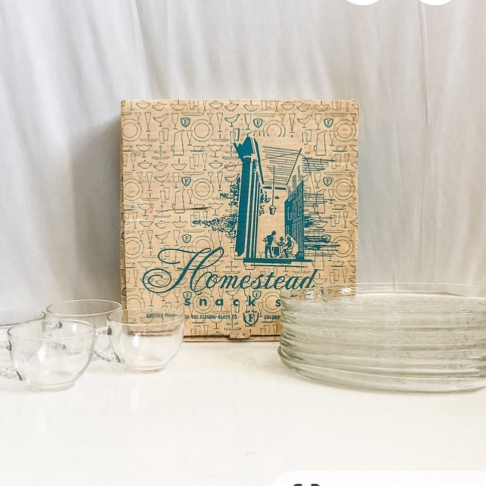 Federal glass co snack plate and mugs set. Clear glass